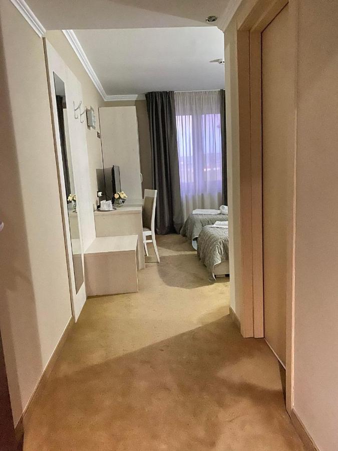 Grand Master Hotel Dej Extérieur photo